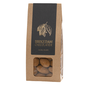 Birkedam drag�eMandel med hvid chokolade og lakridspulver